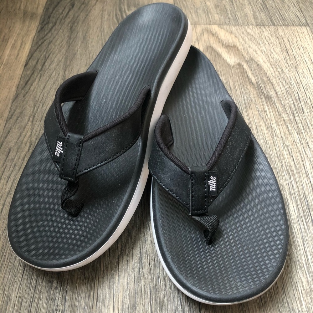 Nike Flip Flops